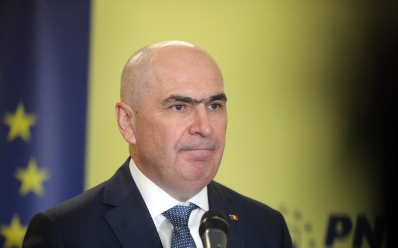 Servicii publice în pericol din cauza lipsei fondurilor Partidul Național Liberal (PNL) a decis să susțină învestirea noului Guvern, în ciuda reținerilor privind componența acestuia, invocând riscul iminent de colaps al unor instituții și servicii de bază
