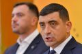 George Simion, liderul AUR, a reacționat vehement la desemnarea tehnocratului Luca Niculescu pentru funcția de premier, afirmând că formațiunea sa politică nu îi va acorda votul în Parlament