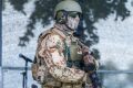Forțele speciale germane KSK își intensifică pregătirile pentru un posibil conflict cu Rusia Unitatea de elită Kommando Spezialkräfte (KSK) a armatei germane își adaptează antrenamentele pentru a face față unui scenariu de conflict cu Rusia
