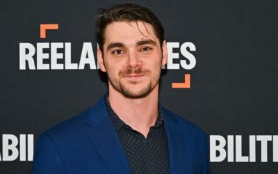 Actorul RJ Mitte, cunoscut din „Breaking Bad”, a decedat Actorul american RJ Mitte, devenit cunoscut la nivel mondial pentru rolul Walter „Flynn” White Jr