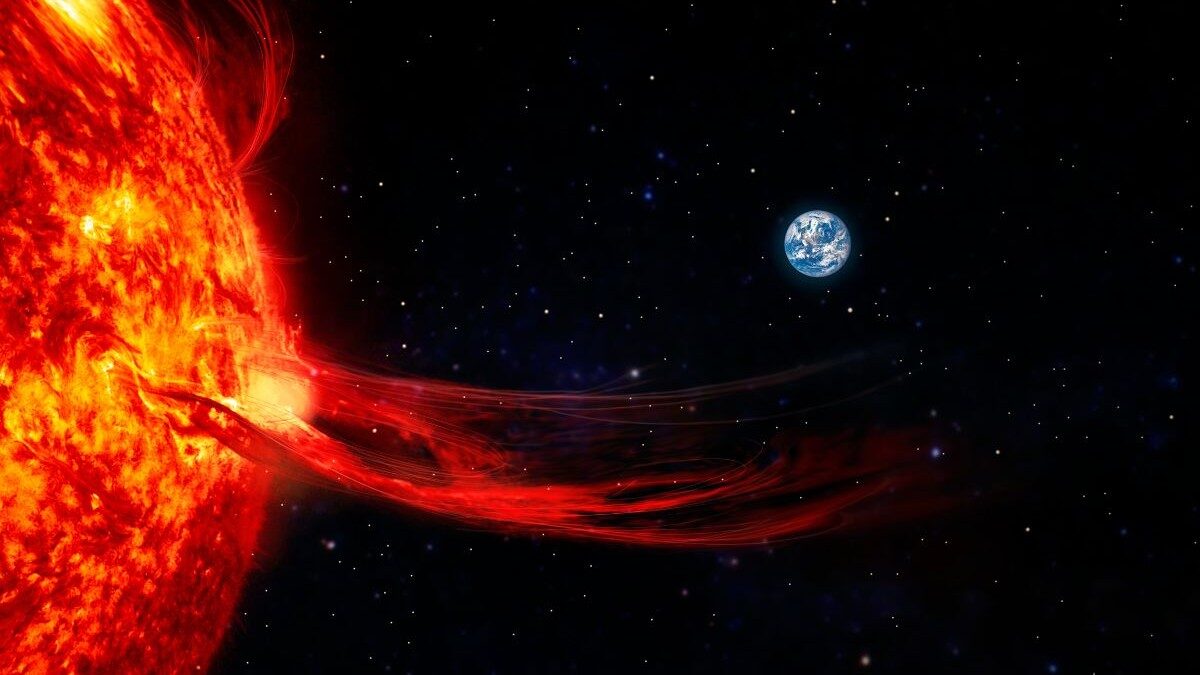 Pământul se pregătește să înfrunte o furtună geomagnetică moderată, declanșată de activitatea solară intensă