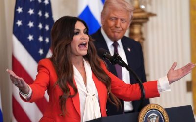 Președintele Donald Trump a confirmat că ia în calcul demiterea lui Kimberly Guilfoyle din funcția de ambasador al SUA în Grecia, exprimându-și nemulțumirea față de comportamentul acesteia