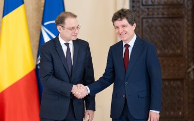Guvernul Niculescu, la votul de învestitură în Parlament Guvernul condus de premierul desemnat LUCA NICULESCU ajunge marți la votul de învestitură în plenul comun al celor două Camere ale Parlamentului
