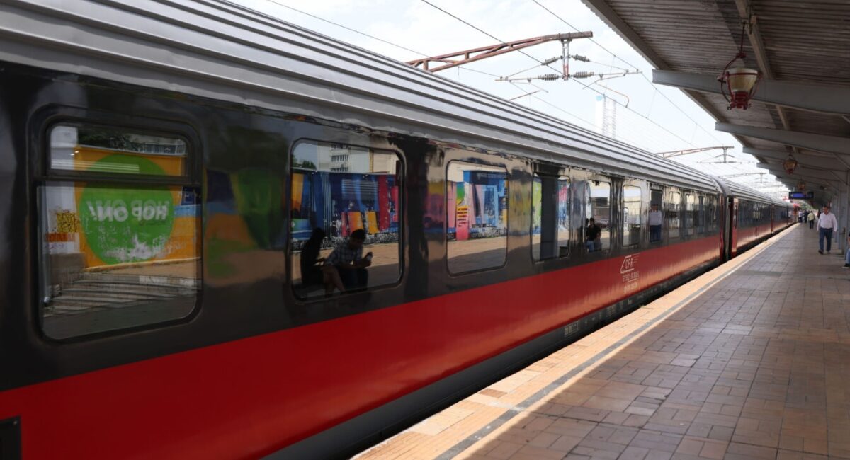 Trenurile spre București, peripeții la ora de iarnă