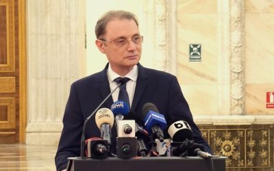 UDMR cere învestirea Guvernului Luca Niculescu pentru a debloca rectificarea bugetară Ministrul interimar al Sănătății, Cseke Attila (UDMR), a declarat marți, 13 octombrie, că este necesară învestirea Guvernului Luca Niculescu pentru a rezolva situația Guvernului fără puteri depline, care durează de cinci luni