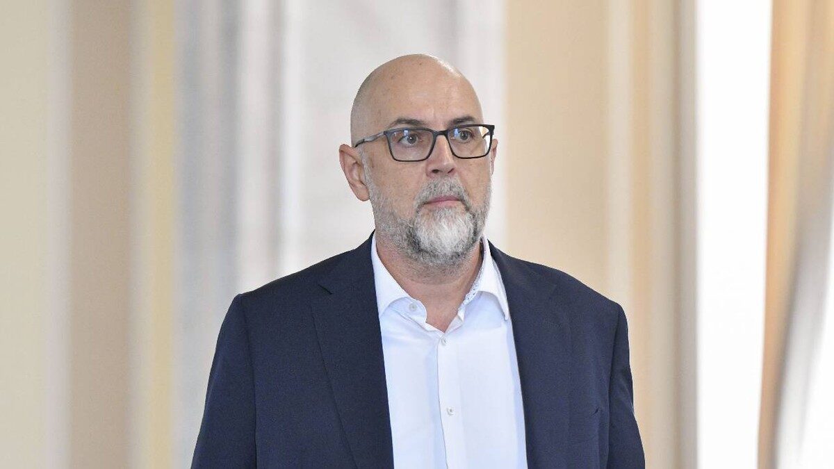 UDMR a anunțat că va semna un acord de susținere pentru șase luni cu premierul desemnat LUCA NICULESCU