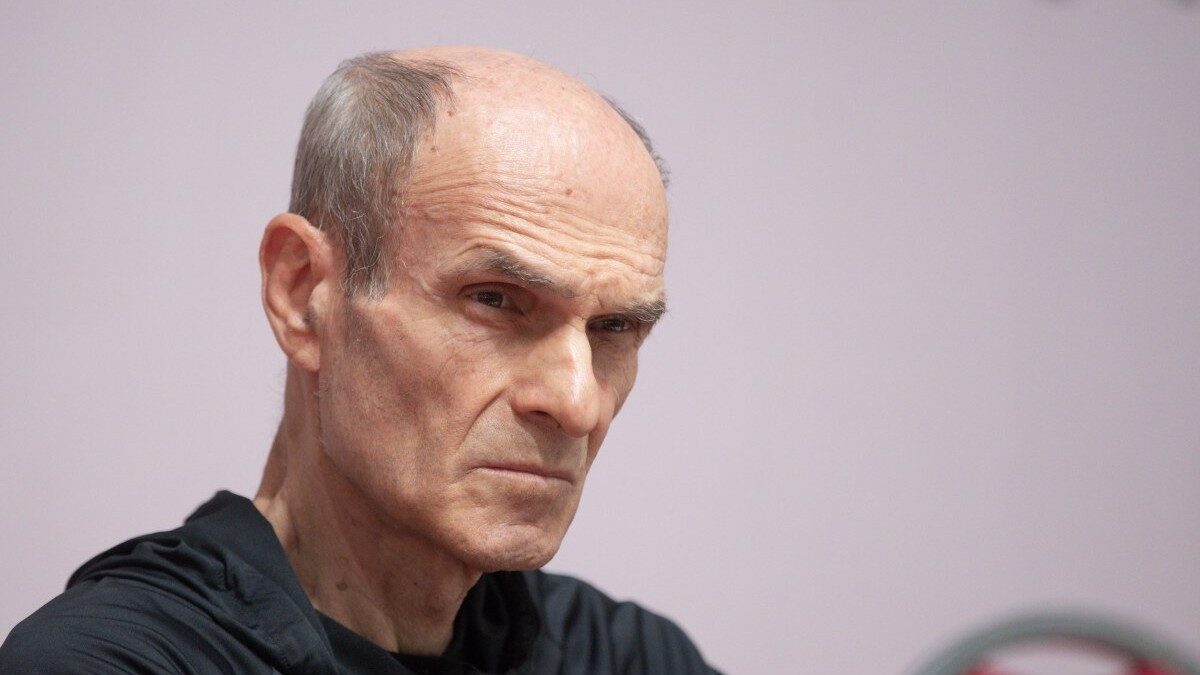 CTP prezice ministerele PSD în Guvernul Niculescu Gazetarul Cristian Tudor Popescu a avansat, marți seară, la B1TV, ipoteza conform căreia, dacă Partidul Social Democrat (PSD) va decide să intre la guvernare, ar putea prelua portofolii precum Energie, Agricultură, Transporturi și Sănătate în viitorul Executiv condus de premierul desemnat Luca Niculescu