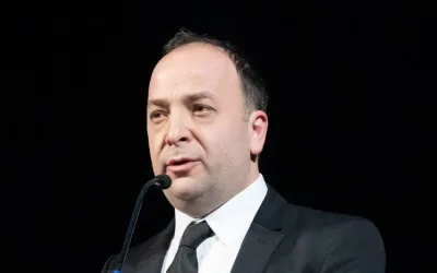România a intrat într-o „furtună financiară” din care va fi din ce în ce mai greu să iasă, în lipsa unor planuri și soluții pentru a evita efectele inflației și ale creșterii dobânzilor, a declarat, vineri, consultantul economic Adrian Negrescu