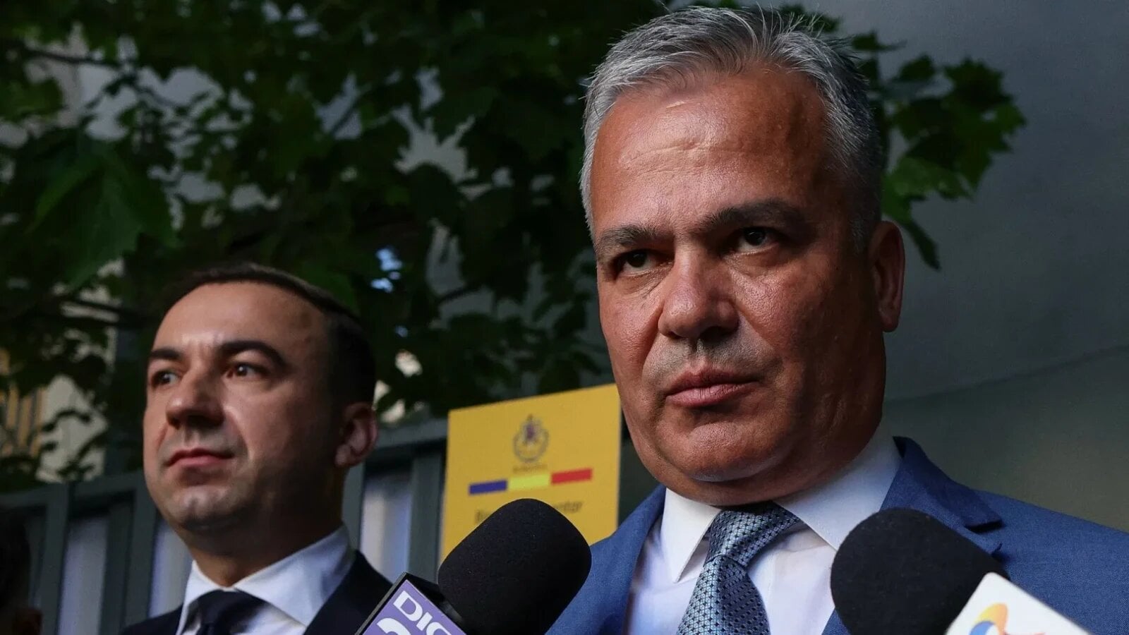 Spiritele se încing în Partidul Național Liberal (PNL) după decizia, luată cu majoritate de voturi, de a susține guvernul propus de Luca Niculescu