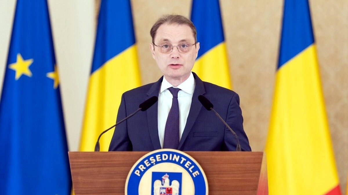 Președintele a decis: Luca Niculescu, propunerea pentru formarea noului Guvern Președintele a desemnat, luni seară, 5 octombrie, pe Luca Niculescu pentru formarea noului Guvern