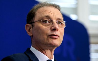 Premierul desemnat LUCA NICULESCU a anunțat depunerea programului de guvernare și a listei de miniștri în Parlament, subliniind că propunerea sa vizează o „formulă mai puțin obișnuită” în peisajul politic românesc, dar considerată necesară în contextul actual
