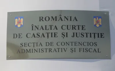 Guvernul, în exercițiul mandatului suspendat, a suferit o serie de înfrângeri judiciare, pierzând toate recursurile soluționate la Înalta Curte de Casație și Justiție în privința hotărârilor adoptate după retragerea moțiunii de cenzură