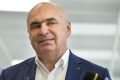 PSD, cel mai mare dușman al Guvernului Niculescu? Declarațiile lui Ilie Bolojan La o zi după ce premierul desemnat, Luca Niculescu, a depus programul de guvernare, care include 12 miniștri PSD, Ilie Bolojan a lansat o declarație surprinzătoare