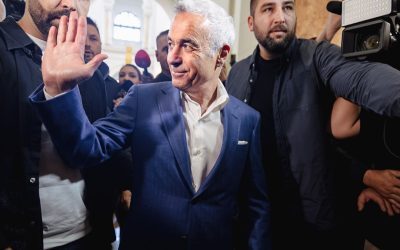 Călin Georgescu, din nou la DIICOT pentru percheziții informatice în dosarul de înșelăciune Călin Georgescu, fost candidat la alegerile prezidențiale, a fost adus miercuri dimineața la sediul Direcției de Investigare a Infracțiunilor de Criminalitate Organizată și Terorism (DIICOT) pentru a doua zi de percheziții informatice