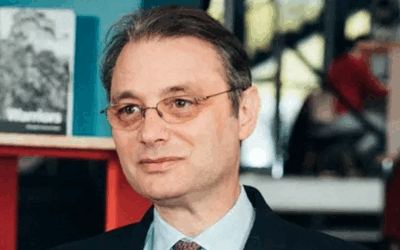 Partidul Național Liberal (PNL) a anunțat că va analiza cu atenție propunerile noului premier desemnat, Luca Niculescu, înainte de a decide dacă va susține sau nu formarea unui nou guvern