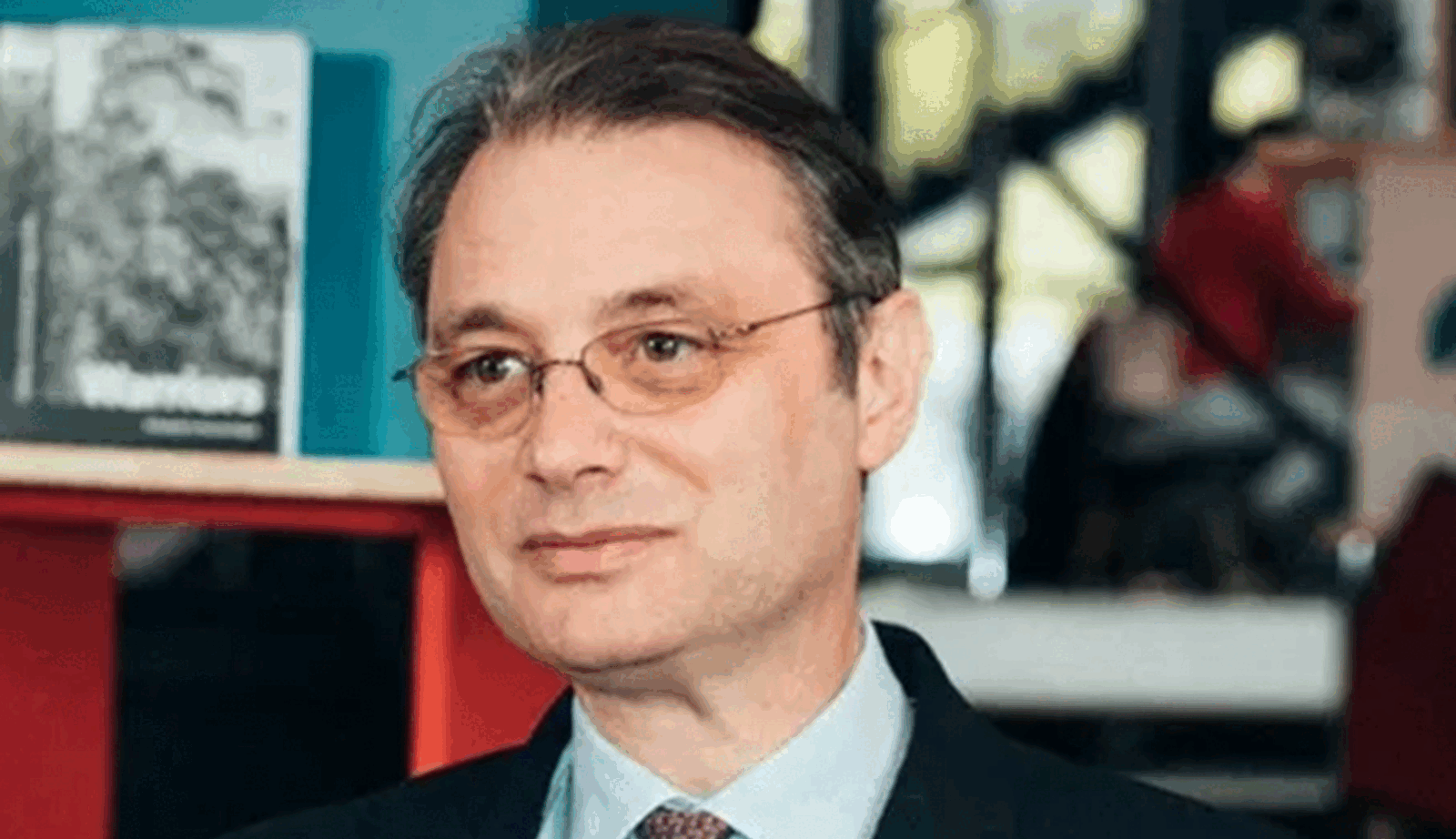 Partidul Național Liberal (PNL) a anunțat că va analiza cu atenție propunerile noului premier desemnat, Luca Niculescu, înainte de a decide dacă va susține sau nu formarea unui nou guvern