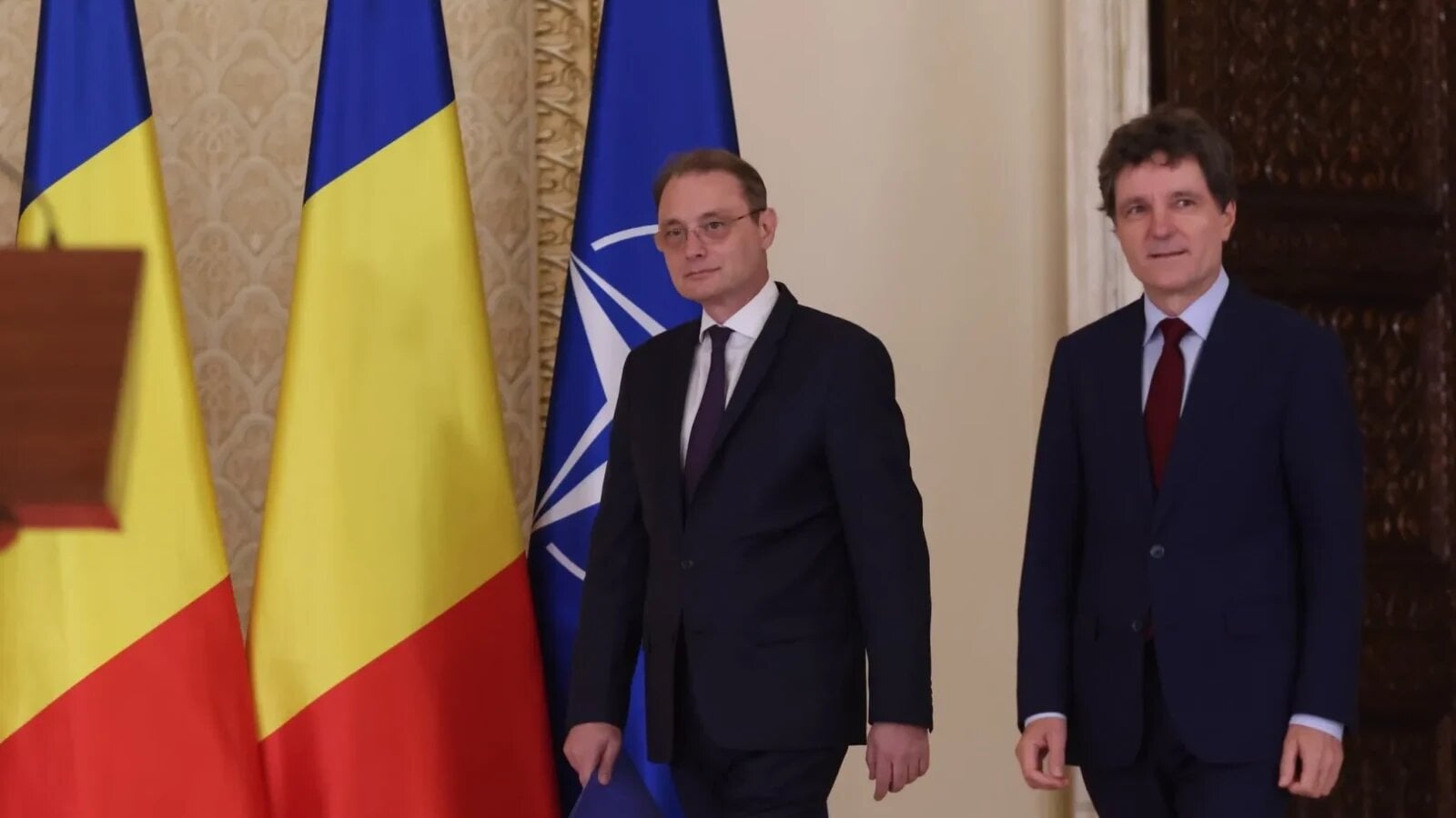 Premierul desemnat, Luca NICULESCU, a declarat că preferă formarea unui guvern politic, în care partidele să își asume direct responsabilitatea guvernării