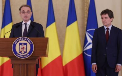Luca Niculescu, numit recent de președintele Nicușor Dan pentru funcția de prim-ministru, deține, conform ultimei declarații de avere publice, două apartamente, jumătate dintr-o casă de vacanță, cote din două terenuri forestiere și economii însumând zeci de mii de euro