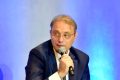 LUCA NICULESCU, PROVOCAREA UNUI PREMIER PROVIZORIU: DE LA ORIGINI MODESTE LA ISTORIE FAMILIALĂ CU REPERCUSIUNI ÎN BUCUREȘTIUL DE ODINIOARĂ Luca Niculescu, propus de primarul general al Capitalei, Nicușor Dan, pentru funcția de premier în cabinetul propus, deține o poveste personală și familială profund legată de istoria Bucureștiului de dinaintea comunismului