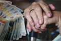 România se pregătește pentru un nou guvern după o perioadă de criză politică de șase luni, iar veștile par să fie pozitive pentru pensionari