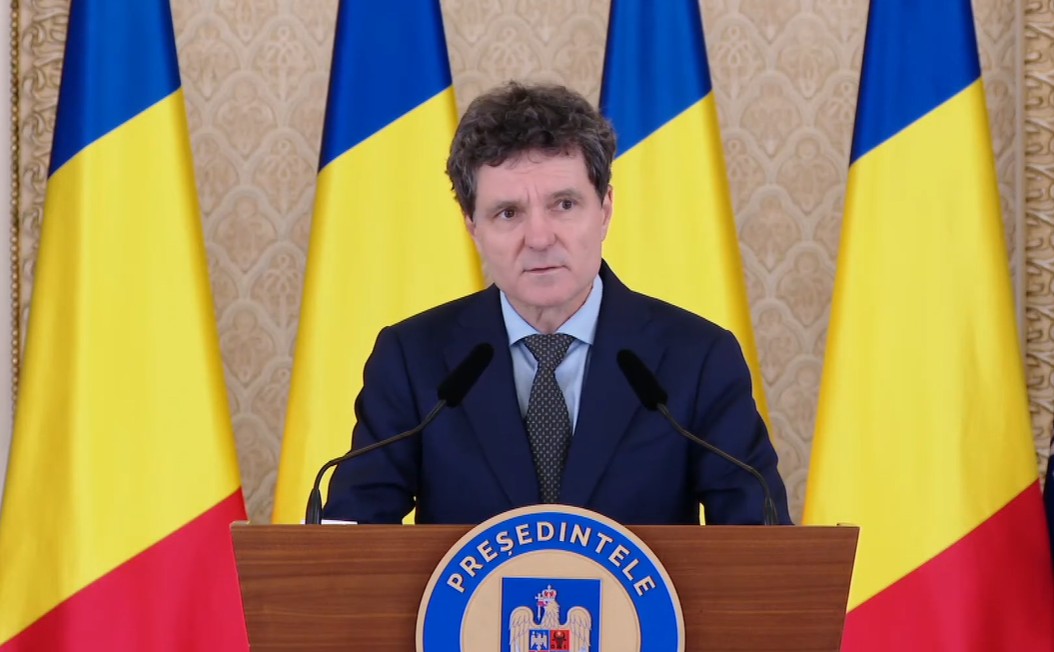 Nicușor Dan, mesaj de Ziua Mondială a Educației: Necesitatea gândirii critice în fața dezinformării Președintele României, Nicușor Dan, a marcat luni, 5 octombrie, Ziua Mondială a Educației printr-un mesaj oficial, subliniind importanța formării unor tineri capabili să gândească liber și să caute adevărul