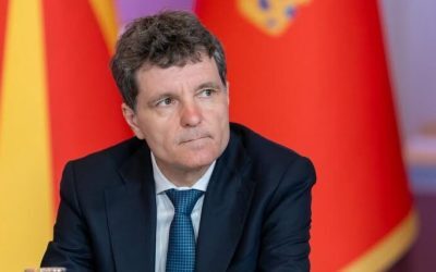 Refuzul președintelui Nicușor Dan privind alegerile anticipate intensifică dezbaterea politică Opțiunea pentru declanșarea de alegeri anticipate câștigă teren în mediul politic românesc, determinând chiar și formațiuni inițial reticente să considere această variantă ca o posibilă soluție la blocajul politic actual