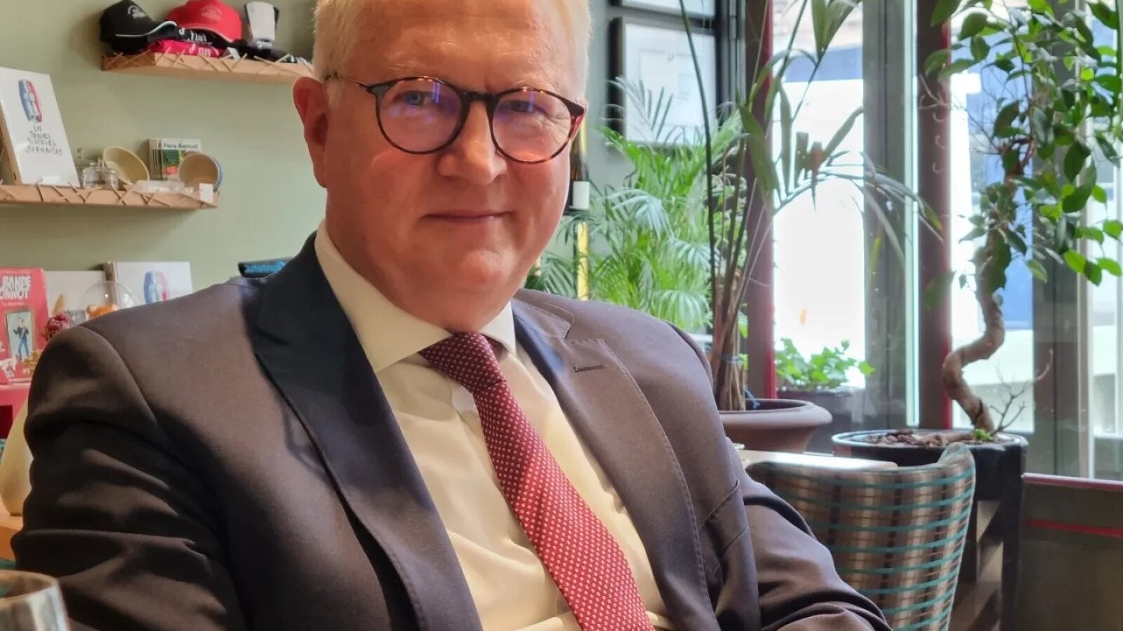 Consulul general al României la Lyon, Oleg Ungureanu, va fi rechemat din funcție, o decizie care figurează pe ordinea de zi a ședinței de Guvern de vineri, 23 octombrie