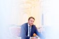 Siegfried Mureșan, unul dintre liderii Partidului Național Liberal, îl acuză pe Sorin Grindeanu, președintele PSD, că evită să își asume responsabilitatea funcției de prim-ministru, în ciuda declarațiilor sale despre pregătirea pentru această provocare
