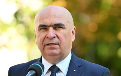 Premierul demis Ilie Bolojan a anunțat duminică, 18 octombrie, că a semnat un acord cu premierul desemnat Luca Niculescu, care va fi valabil „până la adoptarea bugetului pe anul 2027”, subliniind totodată că „nu este un cec în alb”
